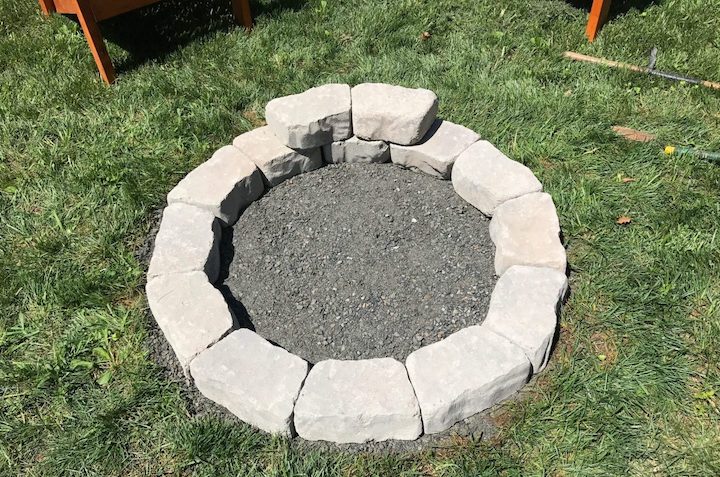 stacking circle for pit with flagstone wall blocks