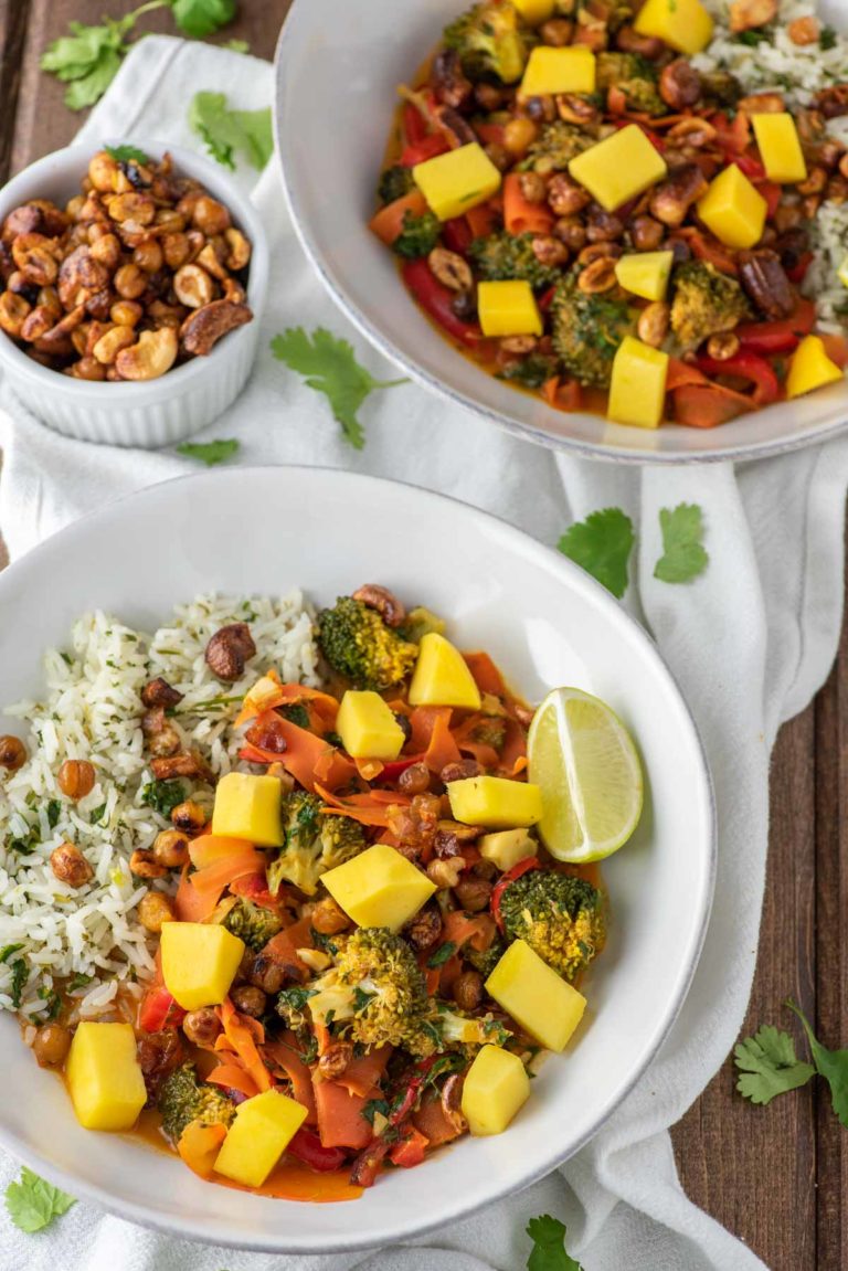 Thai Vegetable Curry with Crunchy Chickpeas - Chisel & Fork
