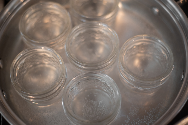 process shots of how to sterilize jars