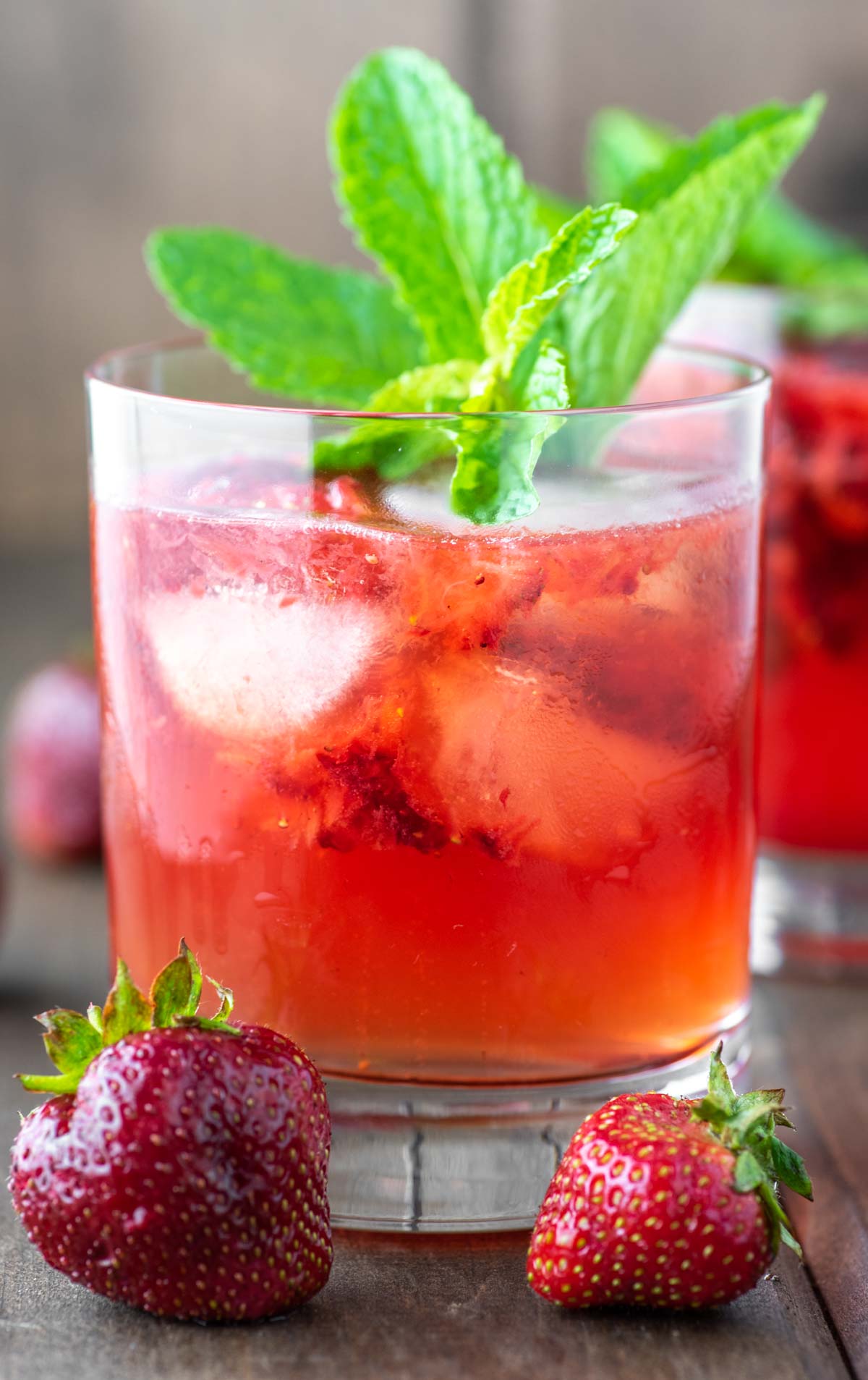 strawberry gin smash in glass